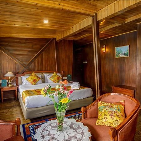 Muscatel Himalayan Resort - 400 Mts From Mall Road Darjeeling  Buitenkant foto