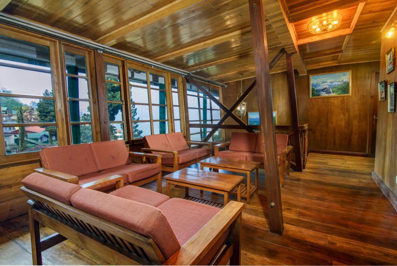 Muscatel Himalayan Resort - 400 Mts From Mall Road Darjeeling  Buitenkant foto