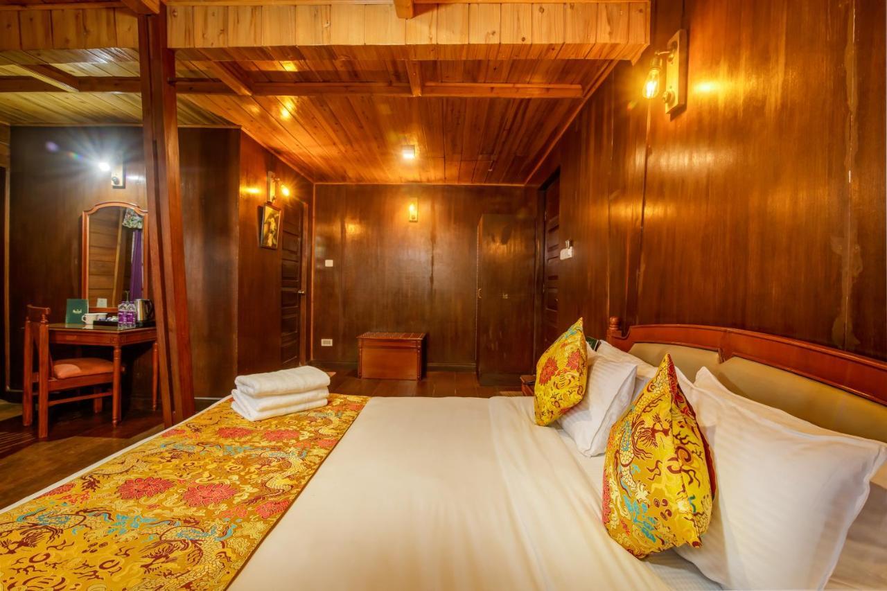 Muscatel Himalayan Resort - 400 Mts From Mall Road Darjeeling  Buitenkant foto